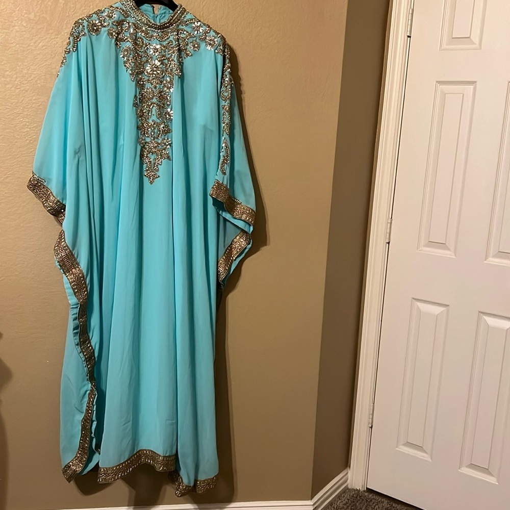 Embroidered  Turkish abaya kaftan